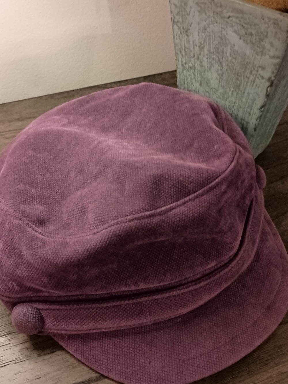 Stylish Maroon Baker Boy Cap - - Picture 4 of 8